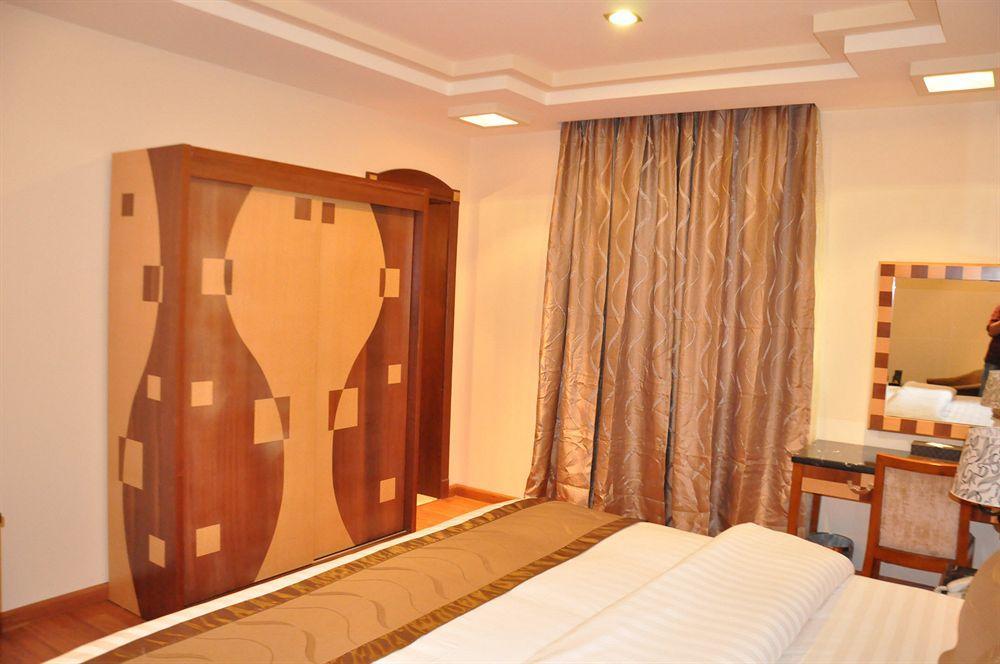 Renz Hotel Jeddah Jidá Exterior foto